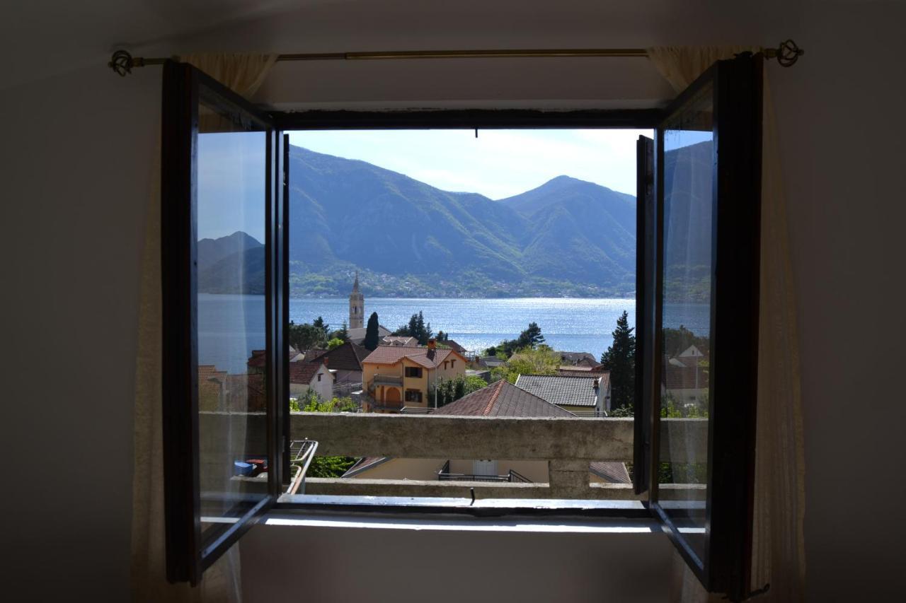 Apartments Dobrisa Kotor Luaran gambar