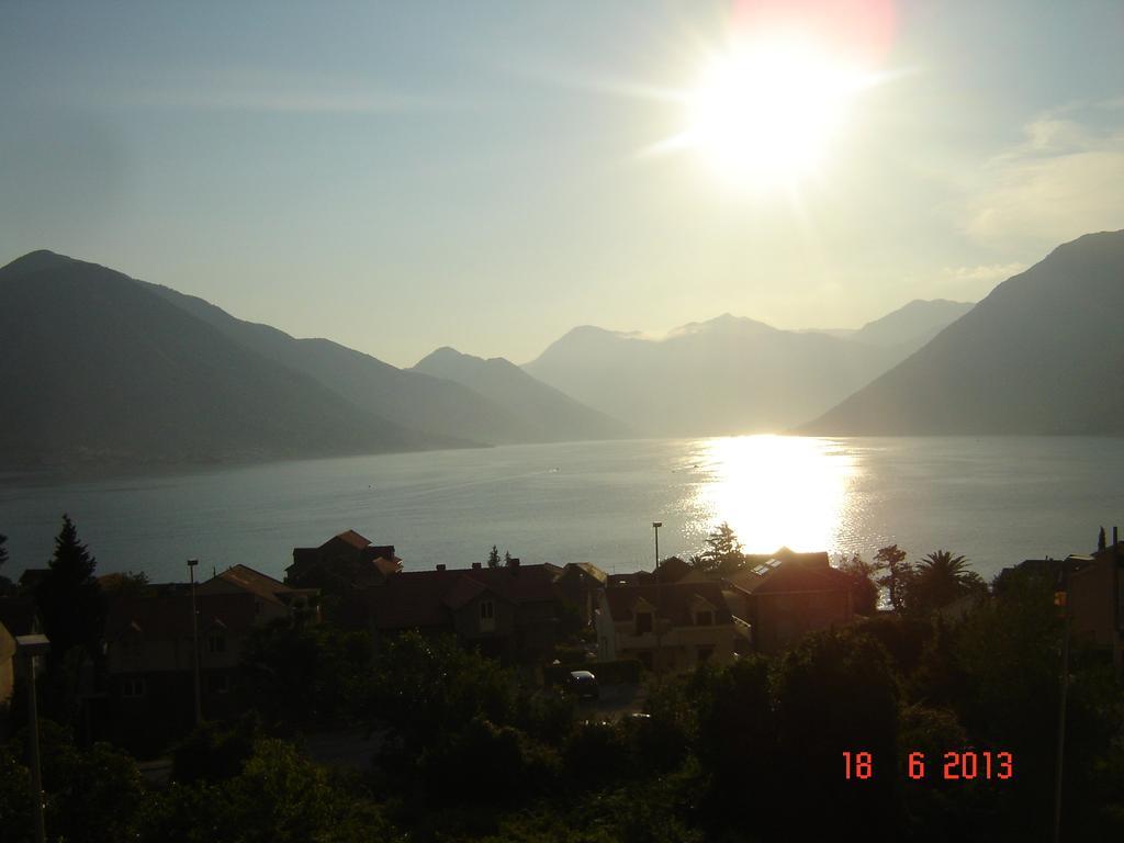 Apartments Dobrisa Kotor Bilik gambar